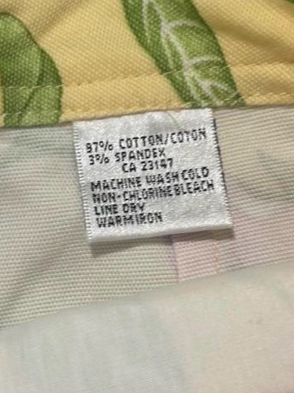 Talbots yellow capri pants with pink flowers and green leaves, size 6 - Picture 3 of 4